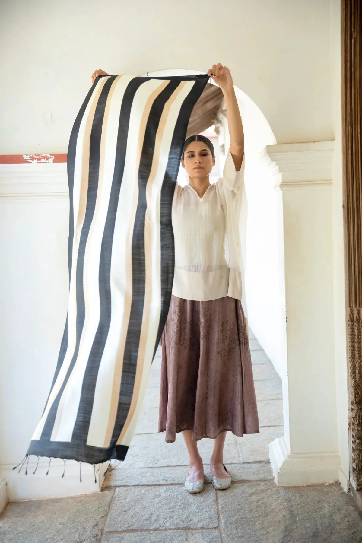 The 'Classic Sili' Eri Silk Scarf
