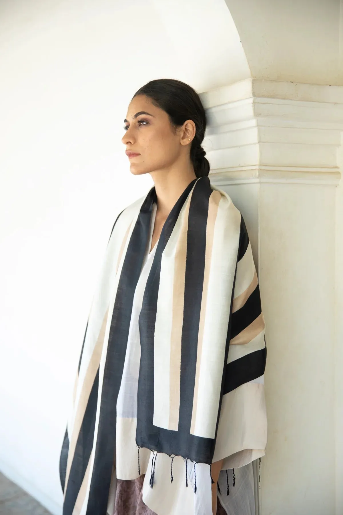 The 'Classic Sili' Eri Silk Scarf