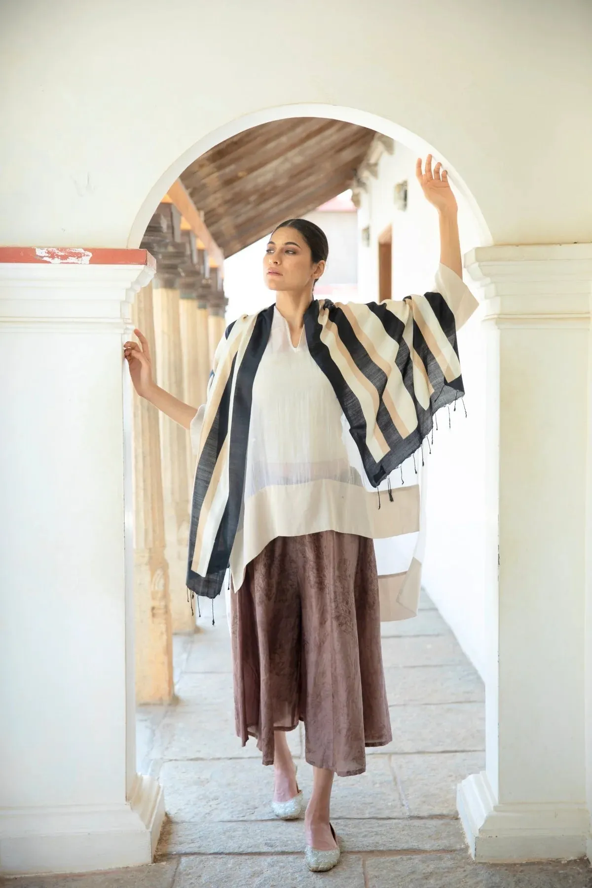 The 'Classic Sili' Eri Silk Scarf